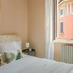 Pontida Nest - New Exclusive Apartment - Moscova