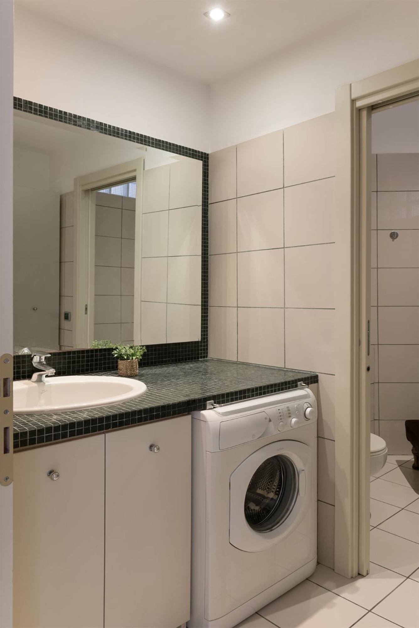 Pontida Nest - New Exclusive - Moscova * Milan